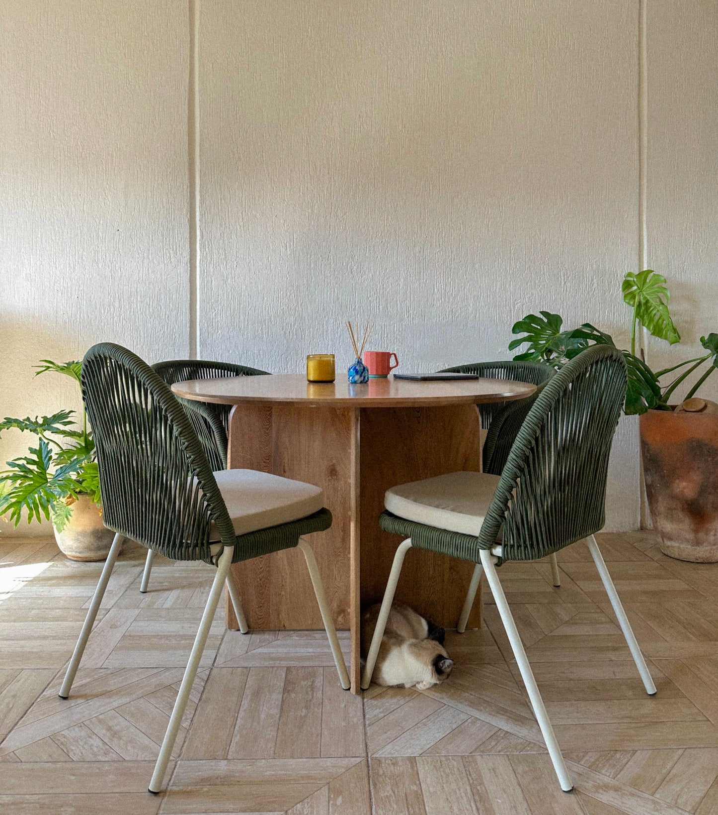 Silla KTTL