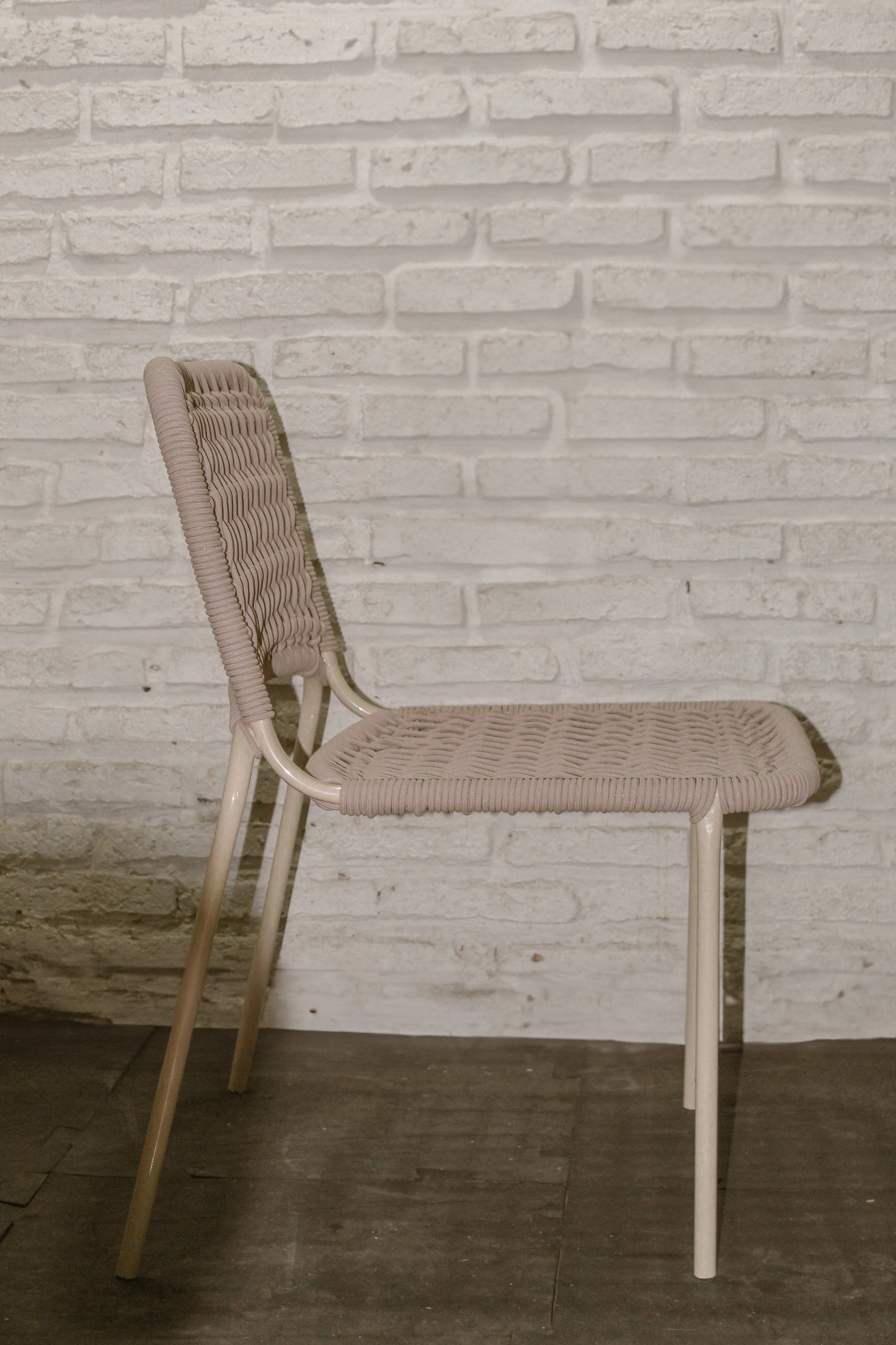 1266 dining chair
