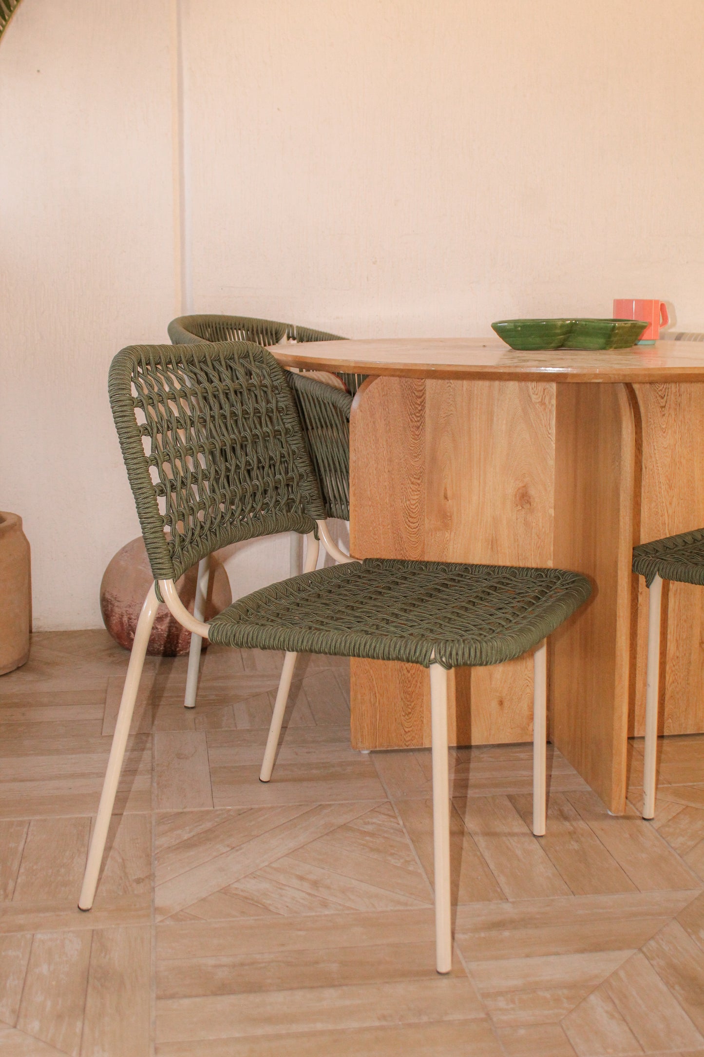 1266 dining chair